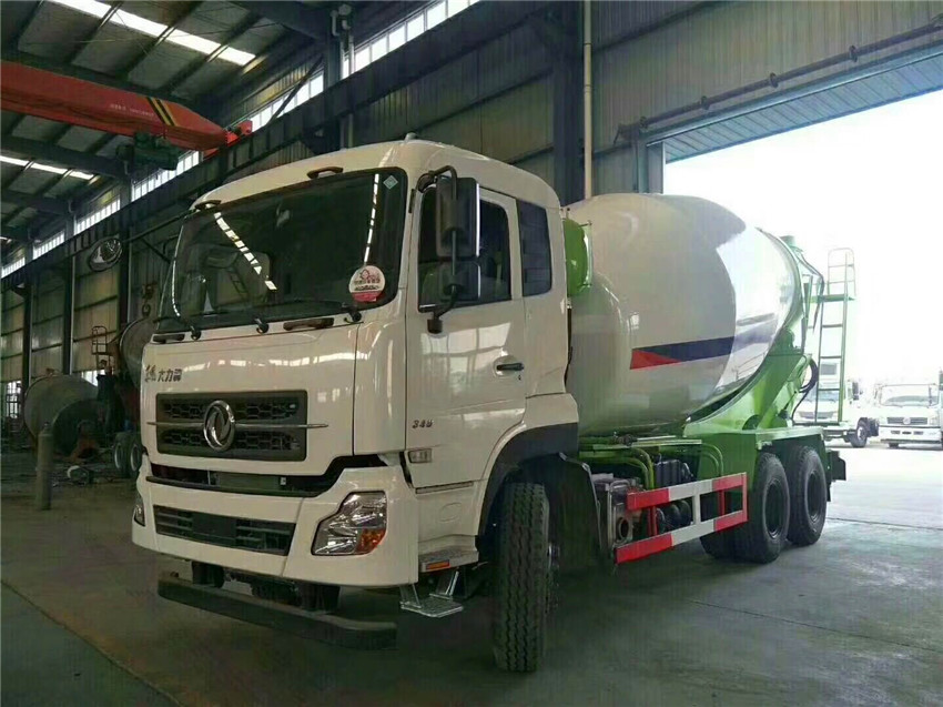 东风大力神12方搅拌车