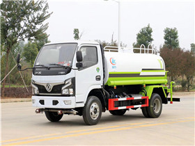 国六5吨东风福瑞卡洒水车