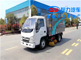 福田扫路车