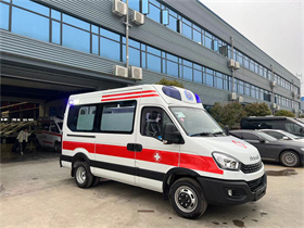 依维柯欧胜负压救护车